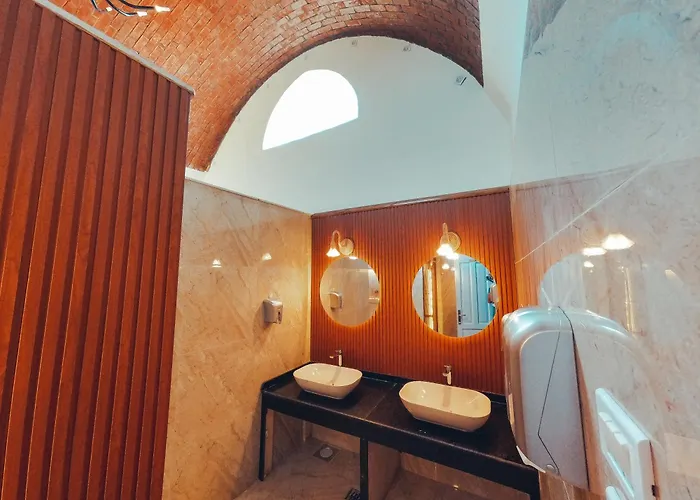Safari Kamp alanı *